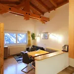 דירה Piz Mundin By Interhome שפיס