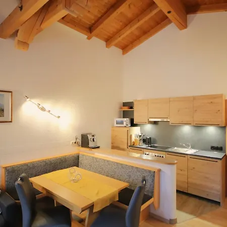 Appartement Piz Mundin By Interhome